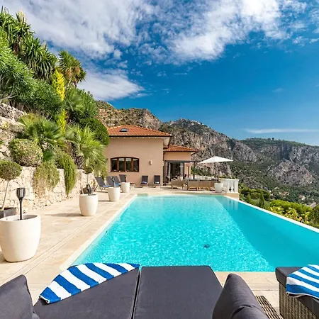 Villa Sleeps 10 Pool Air Con Wifi